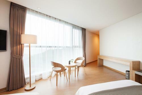Youus Hotel