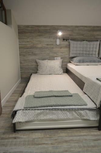 Two-bedroom Apartment With Garden