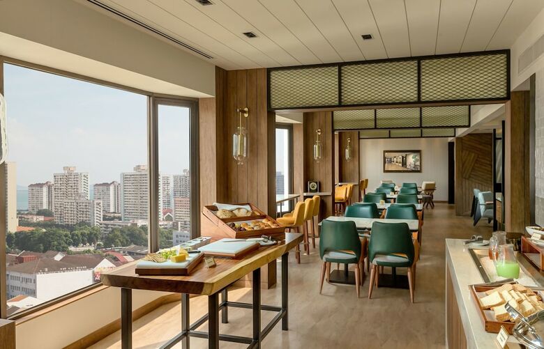 Traders Hotel, Penang