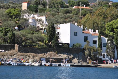 Albergue Casa Nou - Habitaci� Amb Cuina