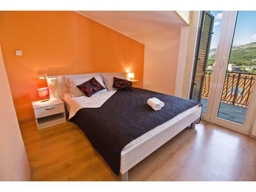 Holiday Home Luxury Sea View Apartment