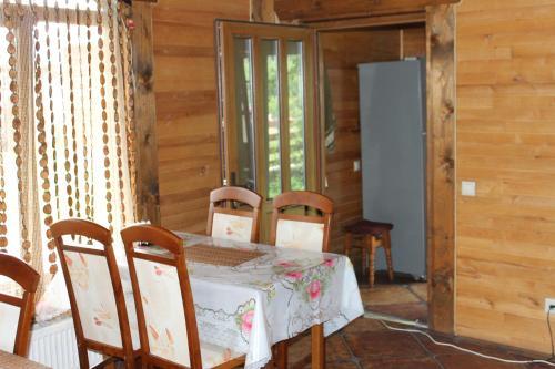 Hostal Cottage U Yaremy Mykulychyn