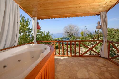 Hostal Faralya Yoruk Evi Hotel