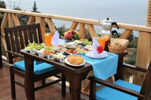 Hostal Faralya Yoruk Evi Hotel