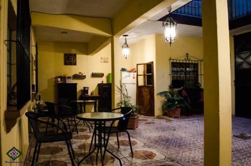 Albergue Maison Bougainvillea