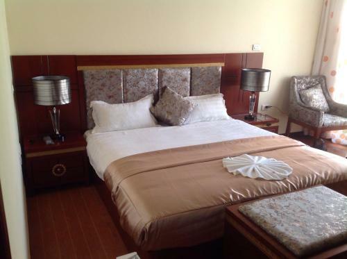 Palm Palace Hotel