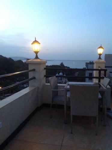 Palm Palace Hotel