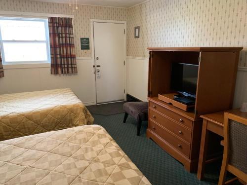 The Lionstone Inn Motel And Cottages