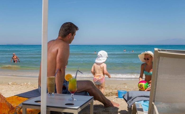 Hotel Acharavi Beach