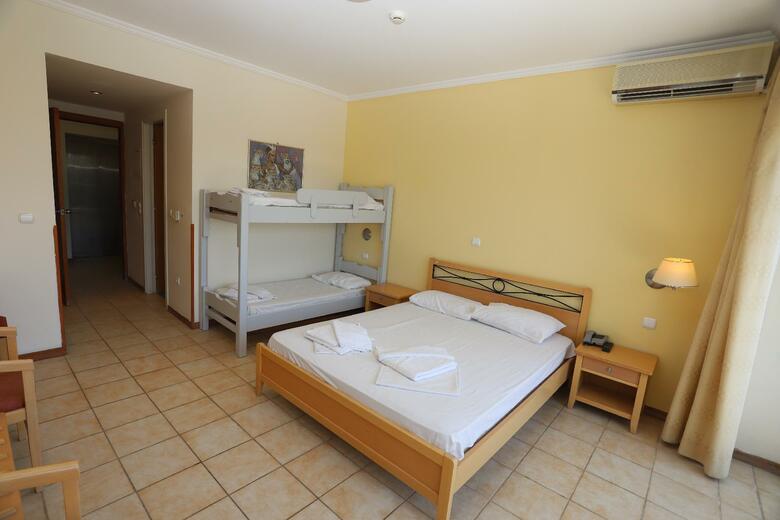 Hotel Dassia Holiday Club