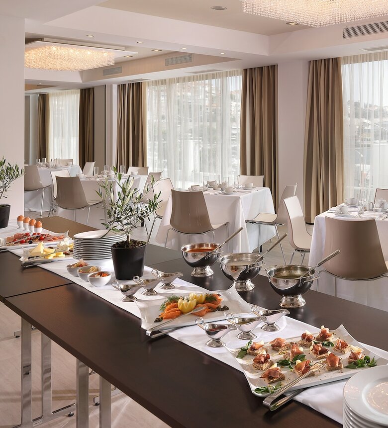 Hotel Airotel Galaxy