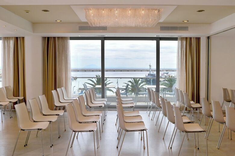 Hotel Airotel Galaxy