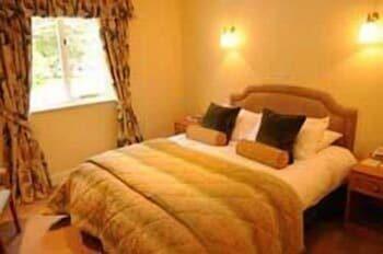 Taychreggan Hotel