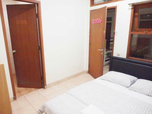 Hostal Ct 195