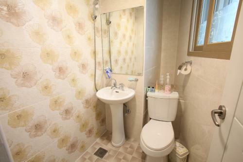 Hostal Pohang Youngildae Guesthouse
