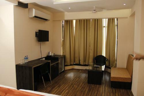 Hotel Larica Inn Rajarhat