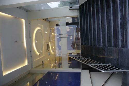 Hotel Larica Inn Rajarhat