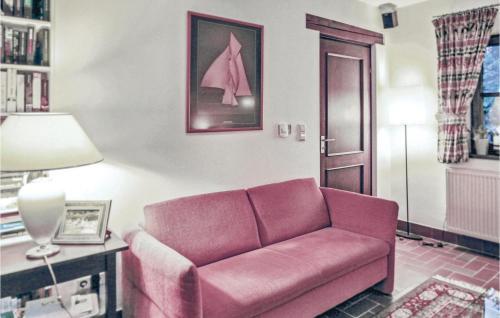 Holiday Home White Pearl