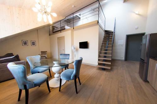 Minthouse Apartments