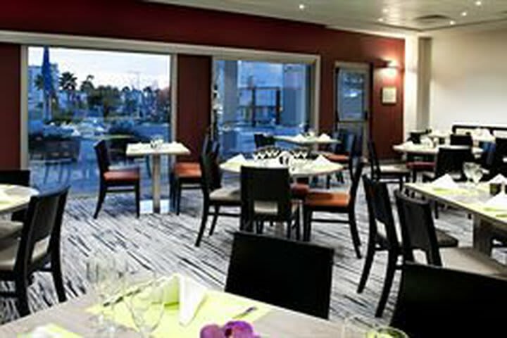 Hotel Holiday Inn Garden Court
