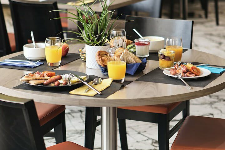 Hotel Holiday Inn Garden Court