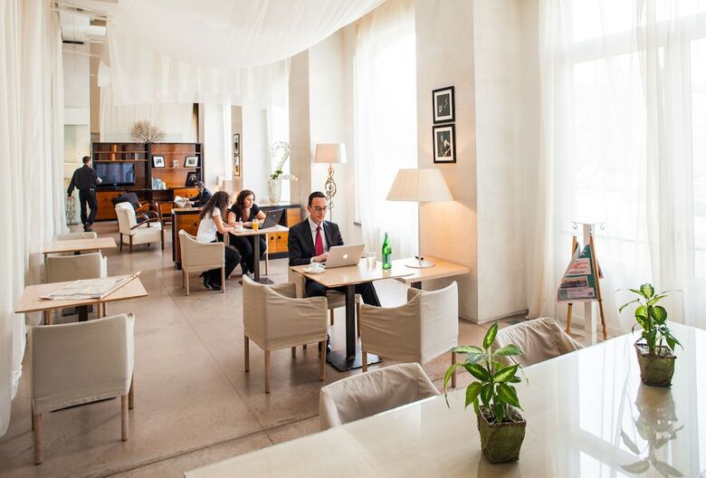 Cosmo Hotel Palace