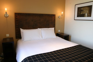 Crerar Eight Acres Hotel
