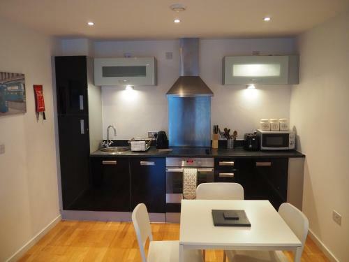 Halo Serviced Apartments - The Gateway