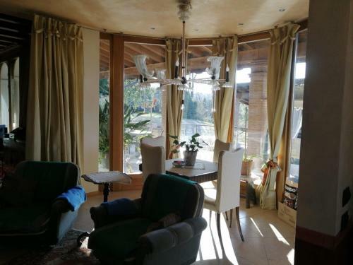 Villa D'epoca Sul Lago Di Garda Con Piscina Interna E Parco Con Laghetto