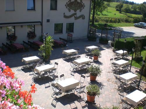 Hotel-gasthof "zum Bartl"