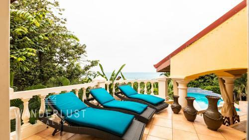 Villa Gullwing