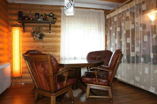 Bukovynskiy Zatyshok