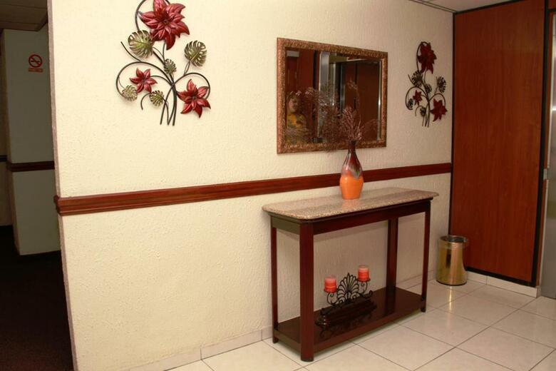 Hotel California Panama