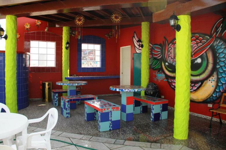 Hotel California Panama