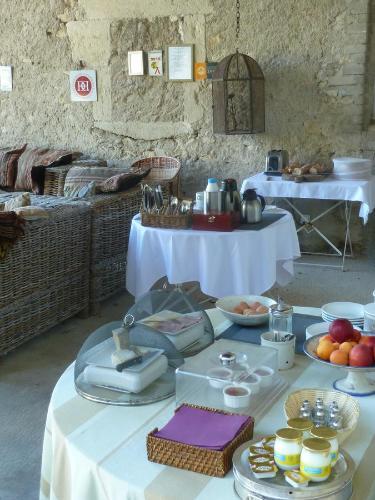 Bed & Breakfast Chambres D Hotes Chateau De Fontblachere