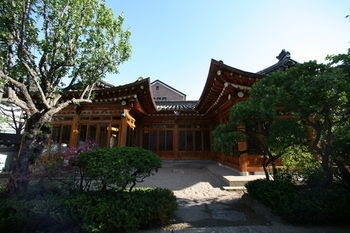Bonum 1957 Hanok Stay And Hotel