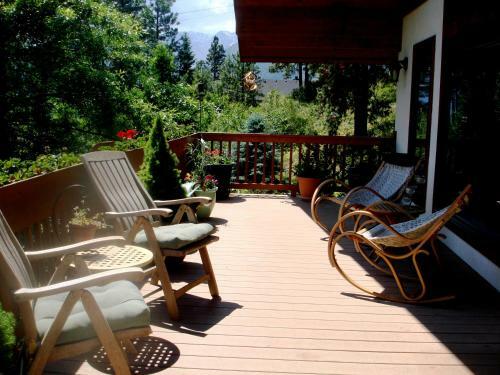 Fox Den Bed & Breakfast