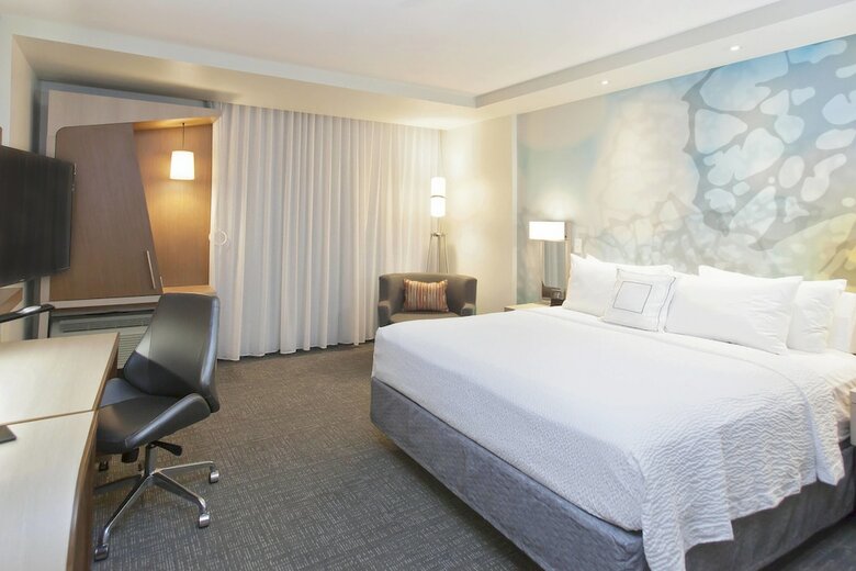 Hotel Courtyard By Marriott Houston Springwoods Village