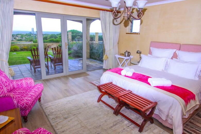 Hotel On The Cliff Guest House