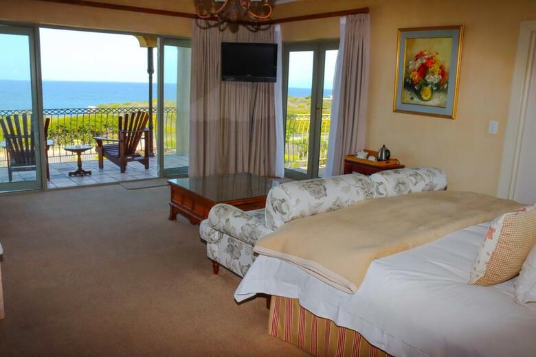 Hotel On The Cliff Guest House