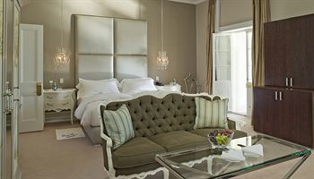 Dock House Boutique Hotel