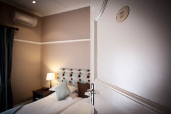 Hotel Olaf's Guest House