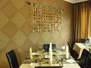 Bed & Breakfast Zawadi House