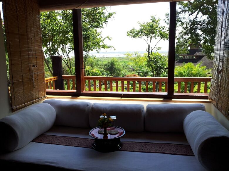 Hotel Inle Lake View