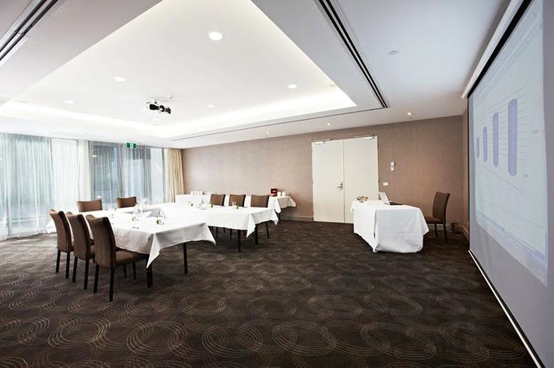 Best Western Premier Hotel 115 Kew