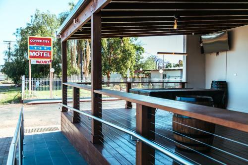 Copper City Motel