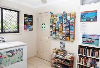 Apartamento Lazy Acres Caravan Park