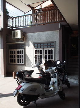 Hotel Chommuang Guest House