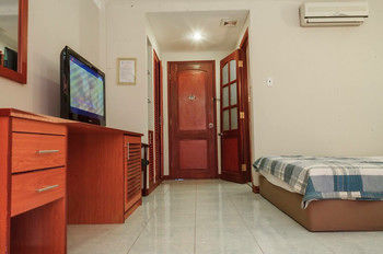 Sunny Hotel
