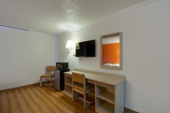 Motel 6 Waukegan Il